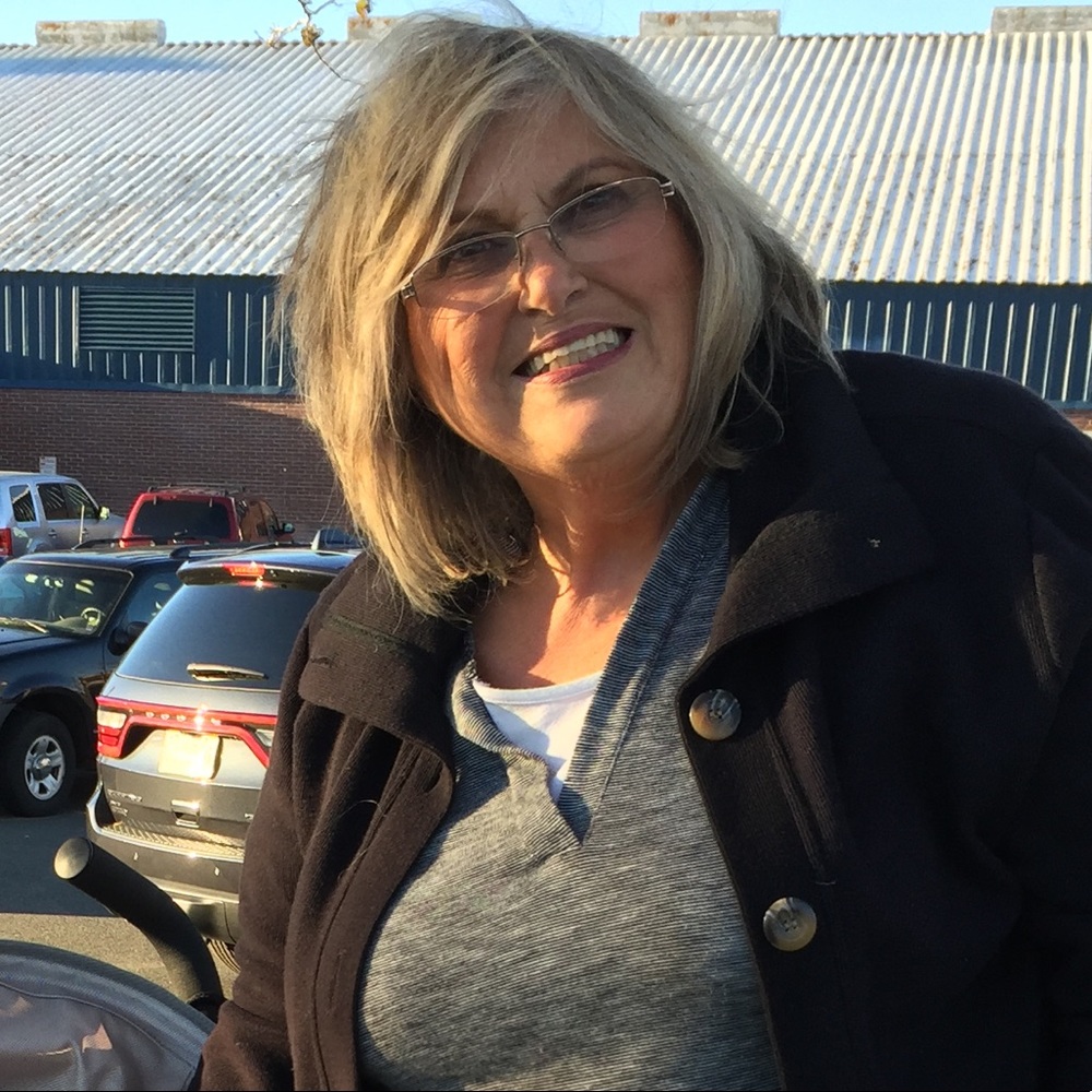 Meet your Posher, Ellen